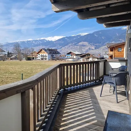 & Family - Adler Apartment